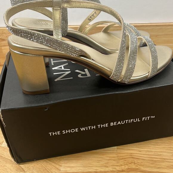 NEW Naturalizer 7.5 Women's Vanessa Gold Rhinestone Silver Block Heel Shoes - Picture 6 of 10